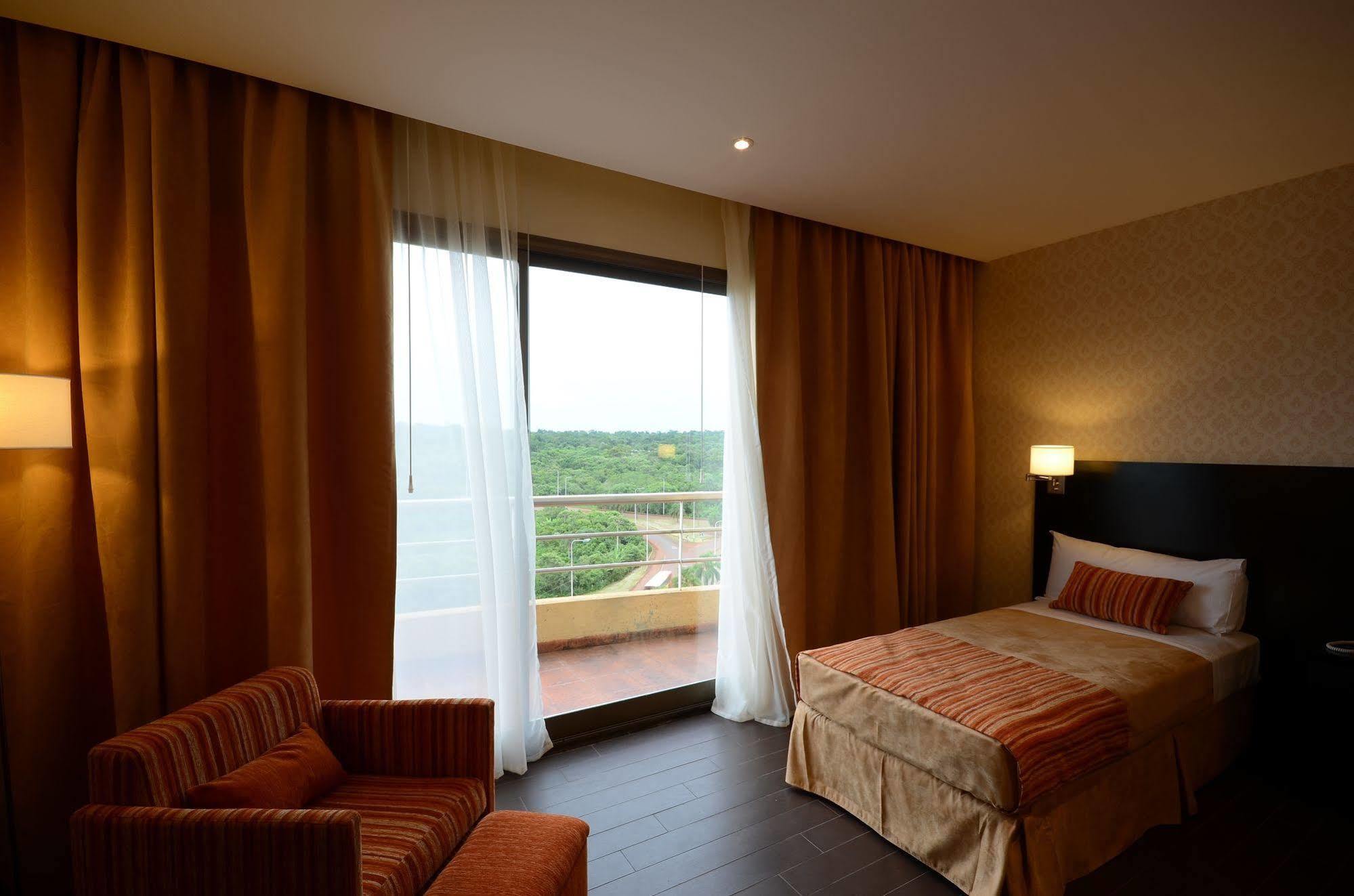 Grand Crucero Hotel Puerto Iguazú Zewnętrze zdjęcie